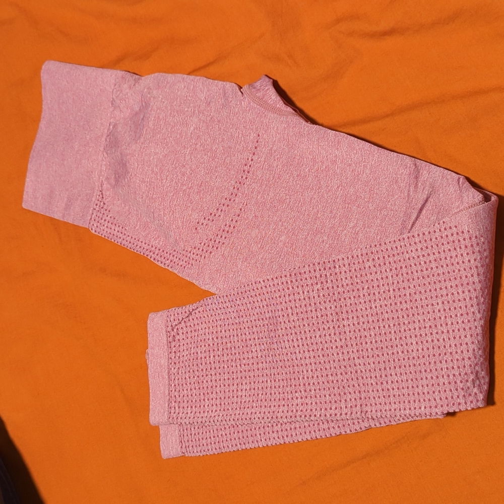 Pink leggings